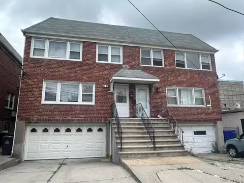 4327 215th St, New York, NY 11361