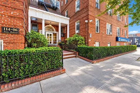 114-06 Queens Blvd #D9, New York, NY 11375