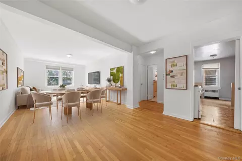2080 Barnes Ave #2D, New York, NY 10462