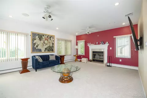 Living - 192 E Hook Rd, East Fishkill, NY 12533 photo 2 of 3