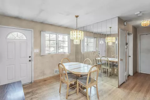 Dining - 8 Gerhard Rd, Plainview, NY 11803 photo 2 of 3