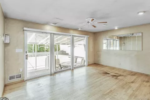 Living - 8 Gerhard Rd, Plainview, NY 11803 photo 1 of 3
