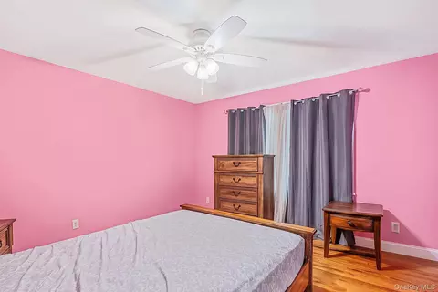 Bedroom - 26 Wilstan Ave, Patchogue, NY 11772 photo 1 of 10