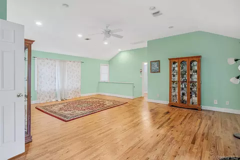 Living - 26 Wilstan Ave, Patchogue, NY 11772 photo 4 of 4
