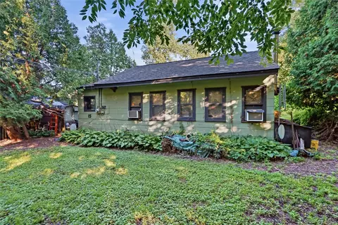 15 Dogwood Rd, Cortlandt, NY 10567