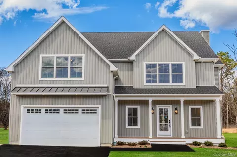 11 N Colonels N Colonels Path, Brookhaven, NY 11949