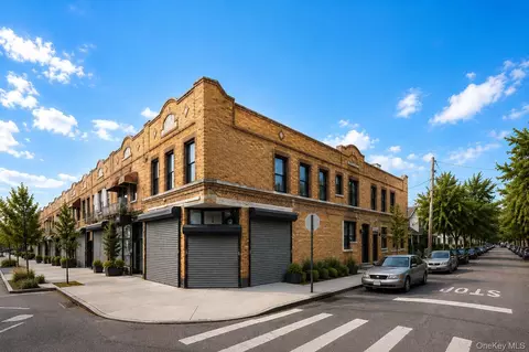 121-19 Sutphin Blvd, Jamaica, NY 11434
