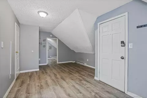 Entry Way - 629 E 183rd St, New York, NY 10458 photo 2 of 3
