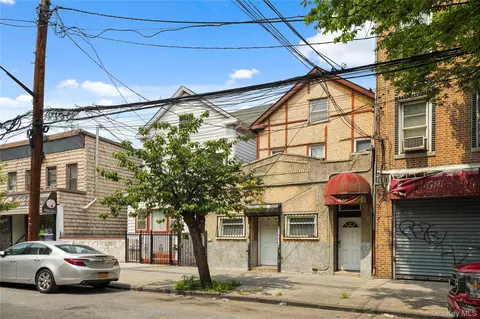Exterior - 629 E 183rd St, New York, NY 10458 photo 2 of 13