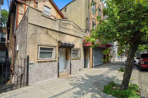 Exterior - 629 E 183rd St, New York, NY 10458 photo 5 of 13