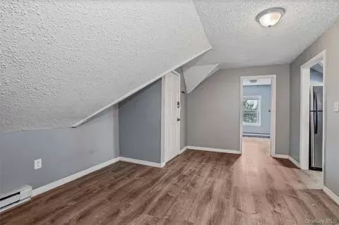 Entry Way - 629 E 183rd St, New York, NY 10458 photo 3 of 3