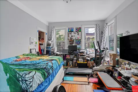 Bedroom - 629 E 183rd St, New York, NY 10458 photo 4 of 9
