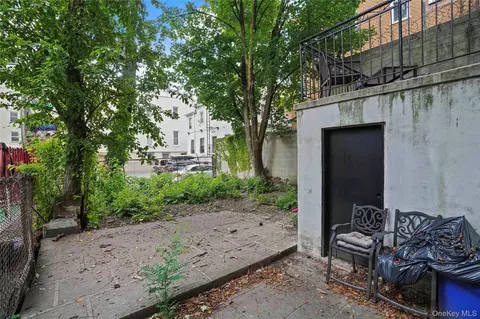 Exterior - 629 E 183rd St, New York, NY 10458 photo 10 of 13