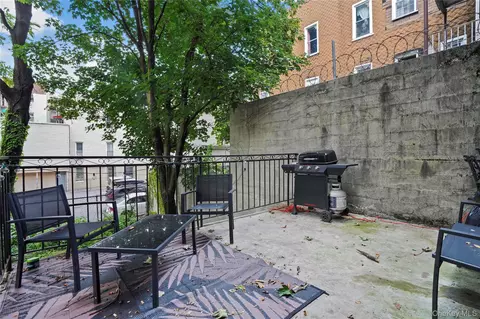Exterior - 629 E 183rd St, New York, NY 10458 photo 6 of 13