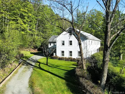 2182 Old Road 17, Rockland, NY 12776