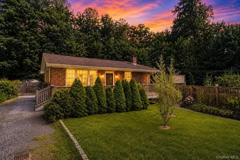 7 Brayton Rd, Kent, NY 10512