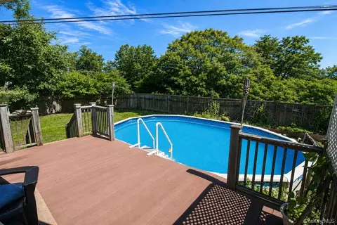 Exterior - 7 Brayton Rd, Kent, NY 10512 photo 2 of 12