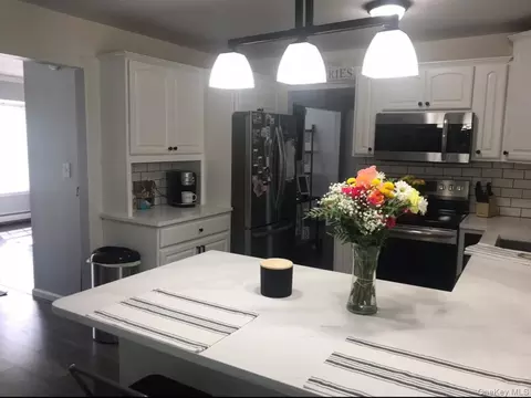 Kitchen - 29 Rolling Hills Dr, Ridge, NY 11961 photo 1 of 2