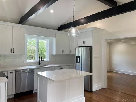 149 Jackson St, Fishkill, NY 12524 photo 3