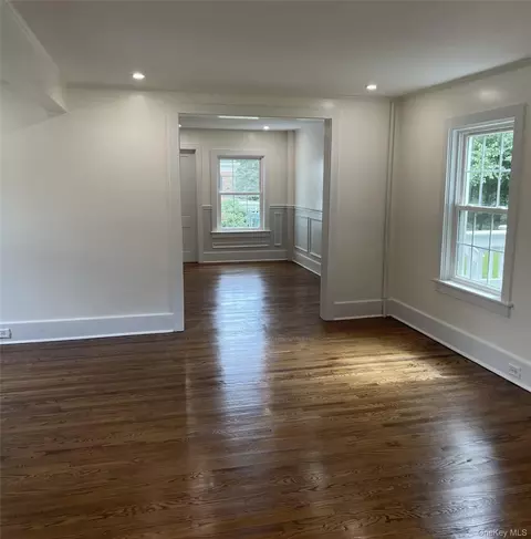 149 Jackson St, Fishkill, NY 12524 photo 2