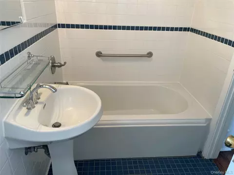 149 Jackson St, Fishkill, NY 12524 photo 5