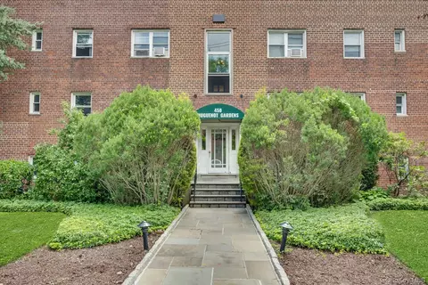 450 Pelham Rd #3G, New Rochelle, NY 10805