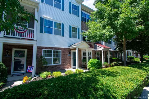 Exterior - 7 Lager Ln #7, Patchogue, NY 11772 photo 1 of 4