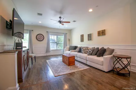 Other - 7 Lager Ln #7, Patchogue, NY 11772 photo 4 of 7