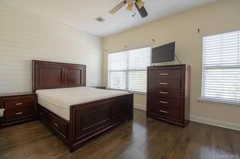 Bedroom - 7 Lager Ln #7, Patchogue, NY 11772 photo 2 of 3