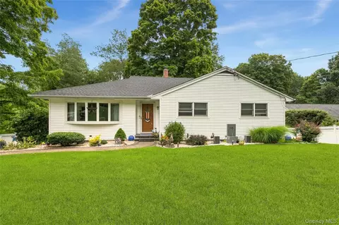 3396 Stony St, Yorktown, NY 10547
