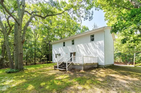 Exterior - Undisclosed, Bridgehampton, NY 11932 photo 8 of 8