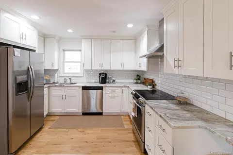 Kitchen - Undisclosed, Bridgehampton, NY 11932 photo 2 of 2