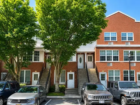 125 Sunset Blvd #10125, New York, NY 10473