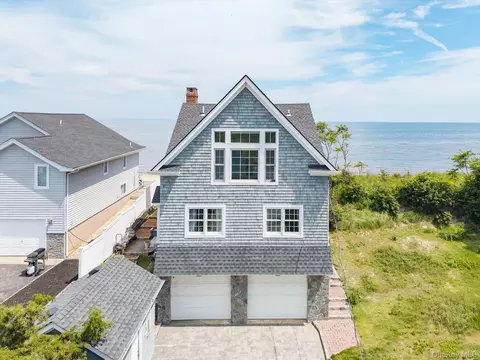 40 Makamah Beach Rd, Northport, NY 11768