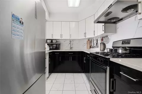 Kitchen - 25-40 Union St #4E, Flushing, NY 11354 photo 1 of 3