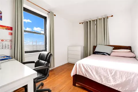 Bedroom - 25-40 Union St #4E, Flushing, NY 11354 photo 2 of 5