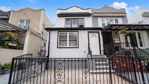 Exterior - 1440 E 91st St #2, Brooklyn, NY 11236 photo 1 of 2