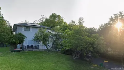 17 Cameo Ridge Rd, Ramapo, NY 10952