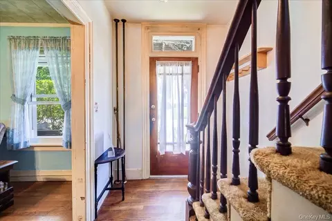 Entry Way - 5 Maple St, Beacon, NY 12508 photo 2 of 3