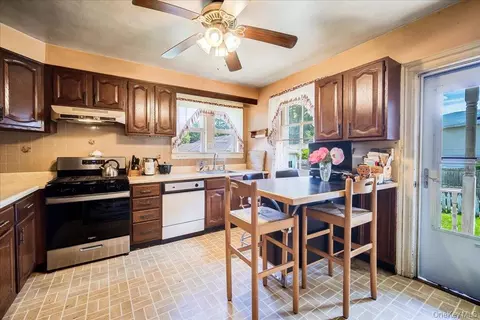 Kitchen - 5 Maple St, Beacon, NY 12508 photo 1 of 3