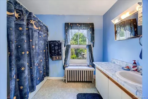 Bath - 5 Maple St, Beacon, NY 12508 photo 3 of 3
