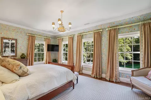 Bedroom - 29 Upper Hook Rd, Katonah, NY 10536 photo 4 of 5