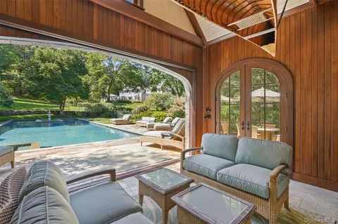 Exterior - 29 Upper Hook Rd, Katonah, NY 10536 photo 13 of 14