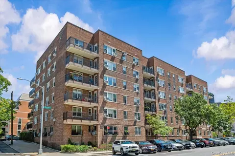 3720 Independence Ave #5F, New York, NY 10463