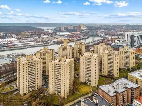 9 Fordham Hill Oval #11C, New York, NY 10468