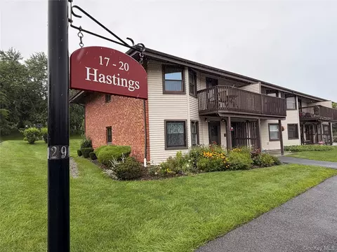 20 Hastings Ct # A, Yorktown, NY 10598