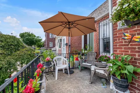 Exterior - 14617 58th Rd, Flushing, NY 11355 photo 2 of 6