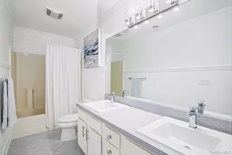 Bath - 15 Cedar Ln, Brookhaven, NY 11772 photo 4 of 4