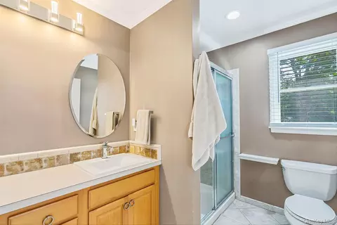 Bath - 15 Cedar Ln, Brookhaven, NY 11772 photo 2 of 4