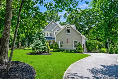 Exterior - 15 Cedar Ln, Brookhaven, NY 11772 photo 3 of 14